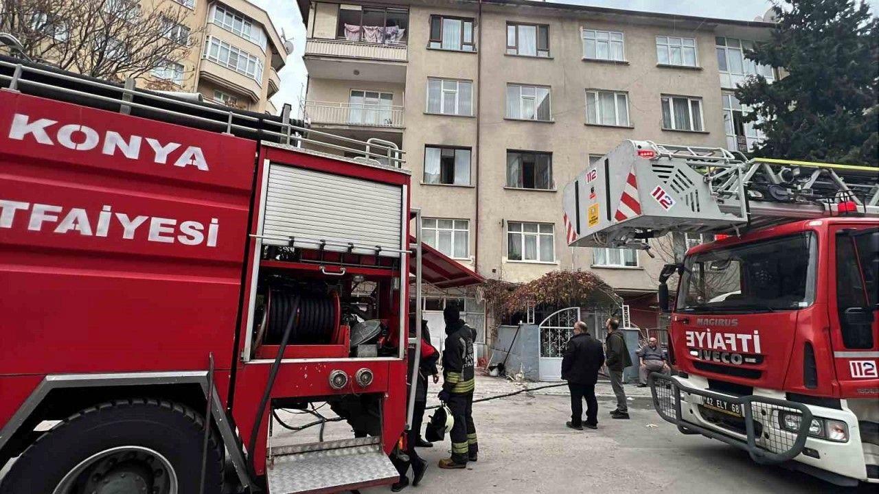 Dairedeki kombi patladı: 1 yaralı