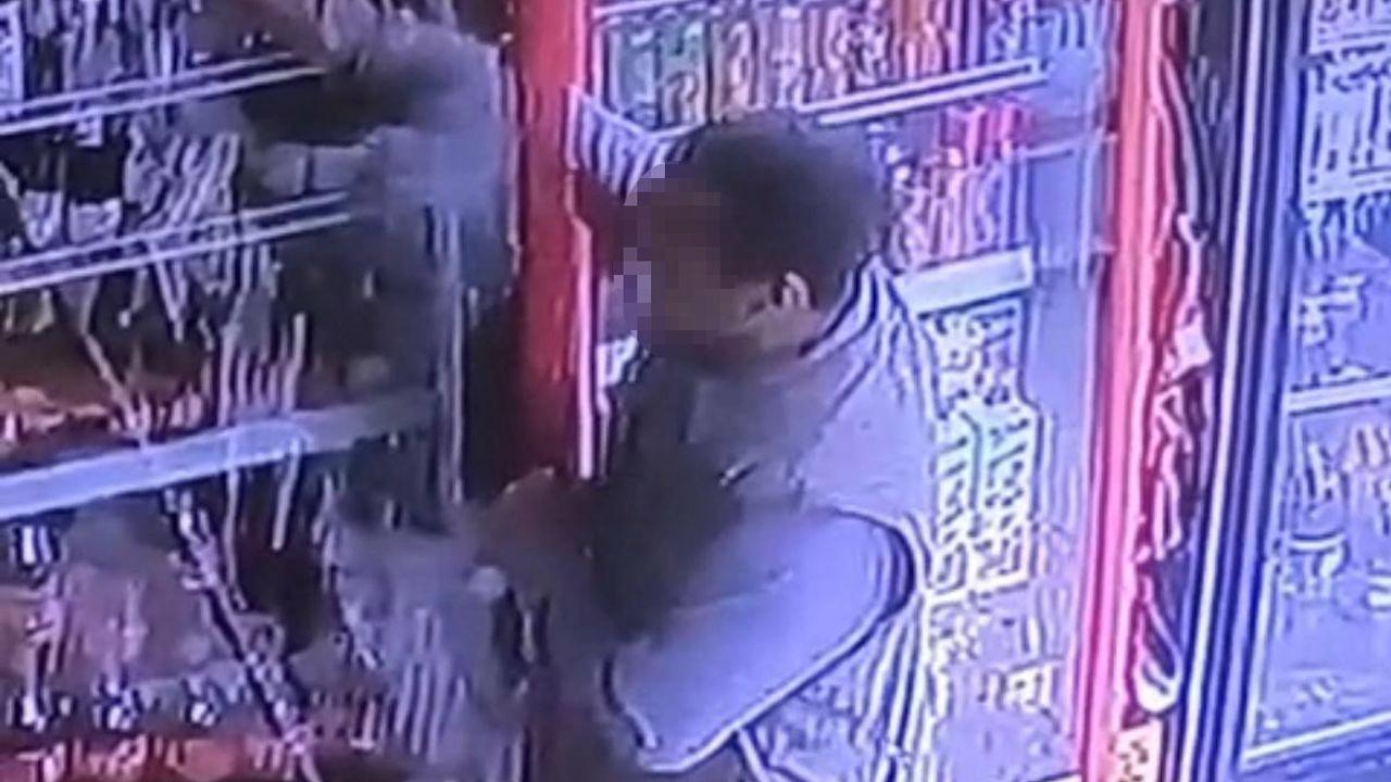 Diyarbakır’da bir şahsın içecek çalma anı güvenlik kamerasına yansıdı