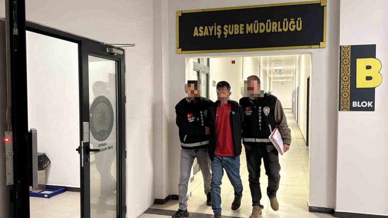 Eşini bıçaklayarak öldüren şahıs tutuklandı