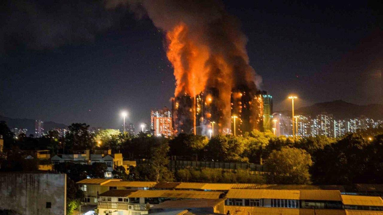 Hong Kong’daki yangın faciasında can kaybı 13’e yükseldi