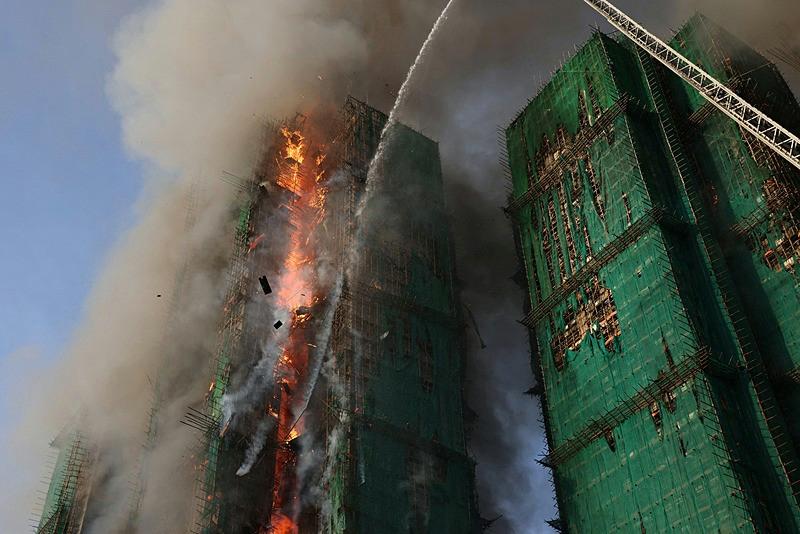 Hong Kong, Reuters