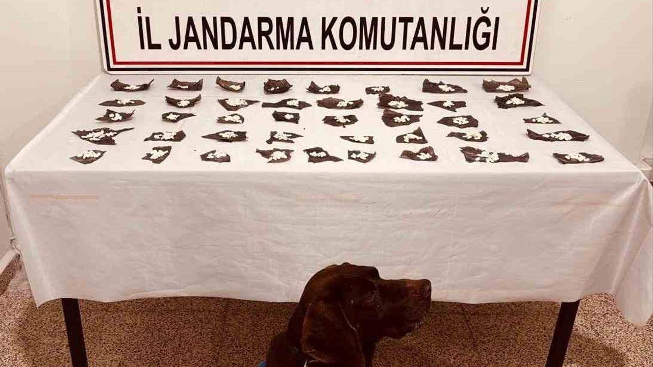 Kapsülün içinden ilaç yerine uyuşturucu çıktı