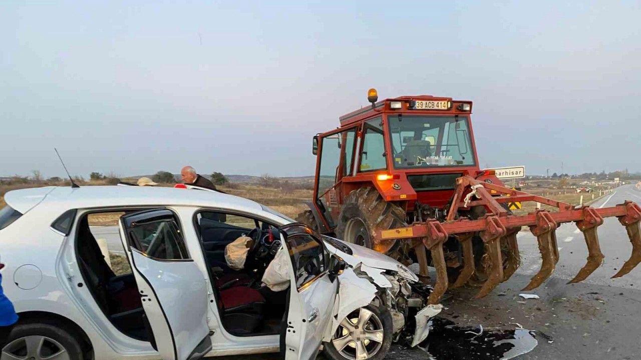 Kırklareli’de traktör ile otomobil çarpıştı: 2 yaralı