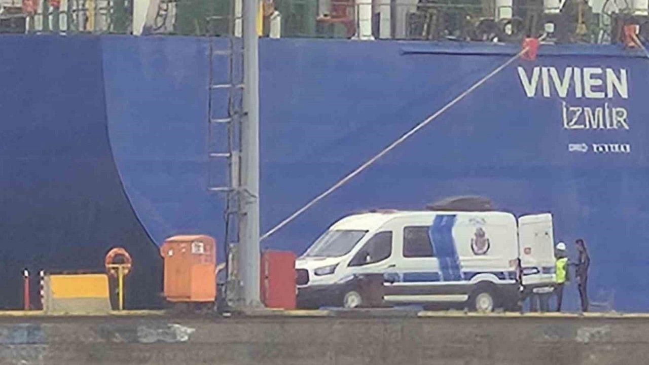Kocaeli’de tekne alabora oldu: 1 ölü, 1 yaralı