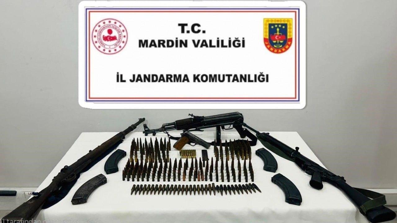 Mardin’de çok sayıda kaçak silah ve mühimmat ele geçirildi