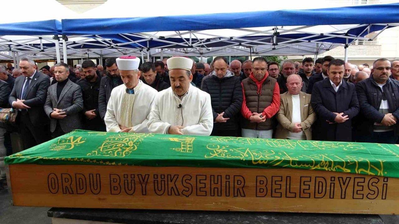 Ordu’da göçük altında kalan kamyon şoförü toprağa verildi