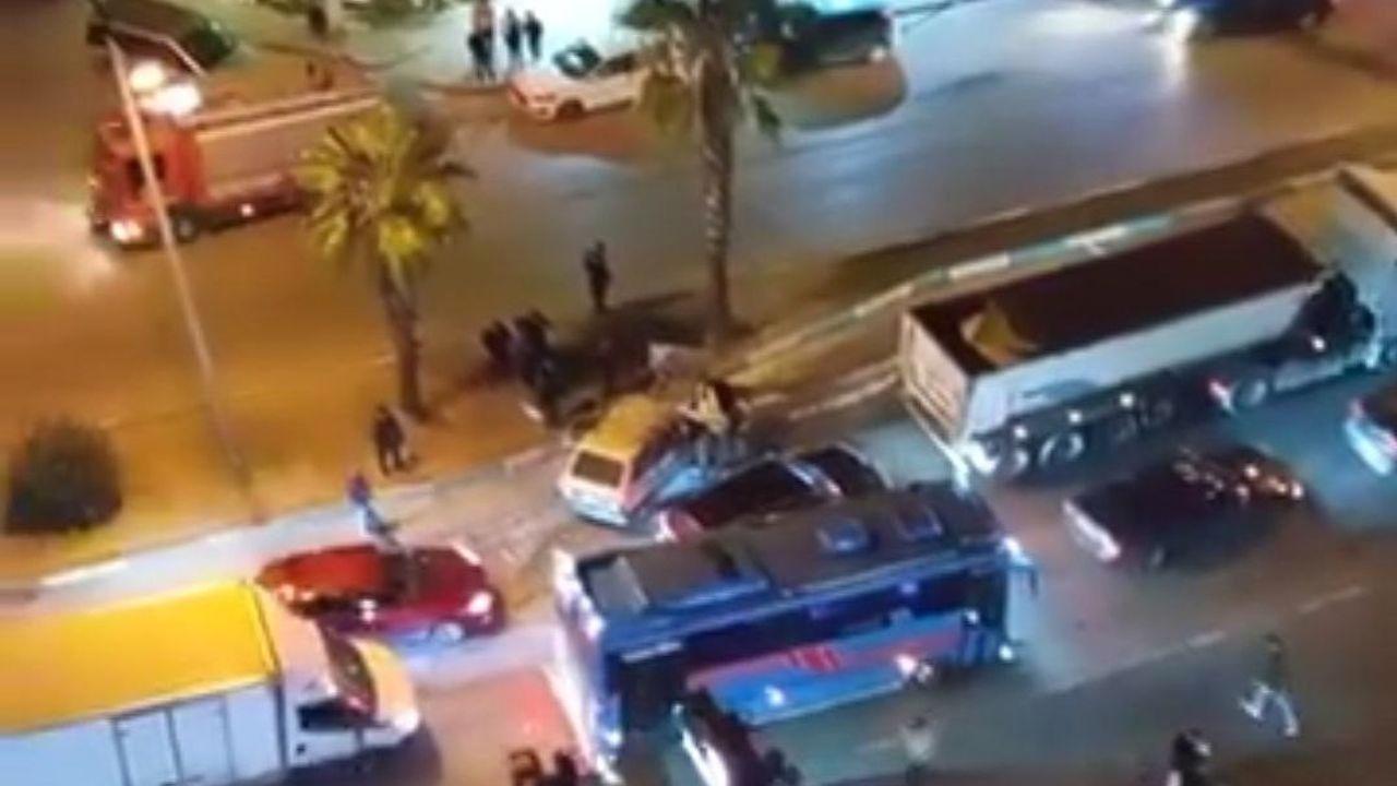 Otomobilin tıra arkadan çarpması saniye saniye görüntülendi