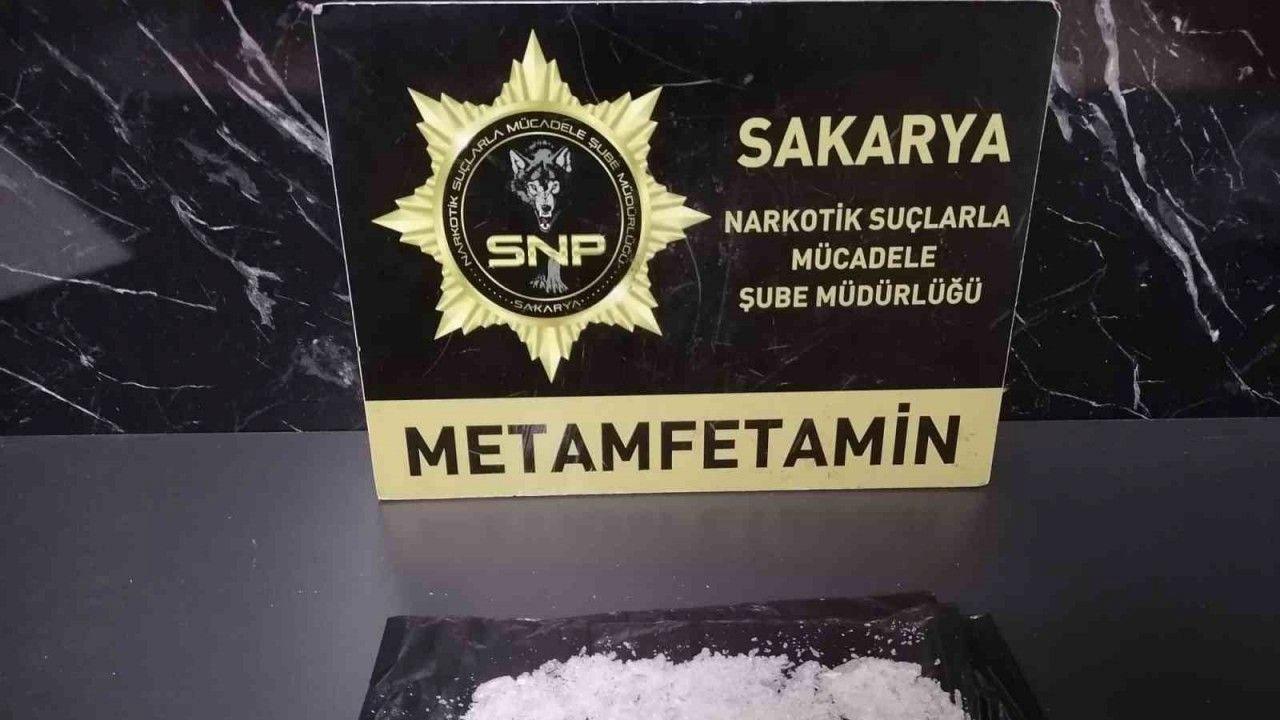 Sakarya’da 3 ilçede uyuşturucu operasyonu: 11 gözaltı
