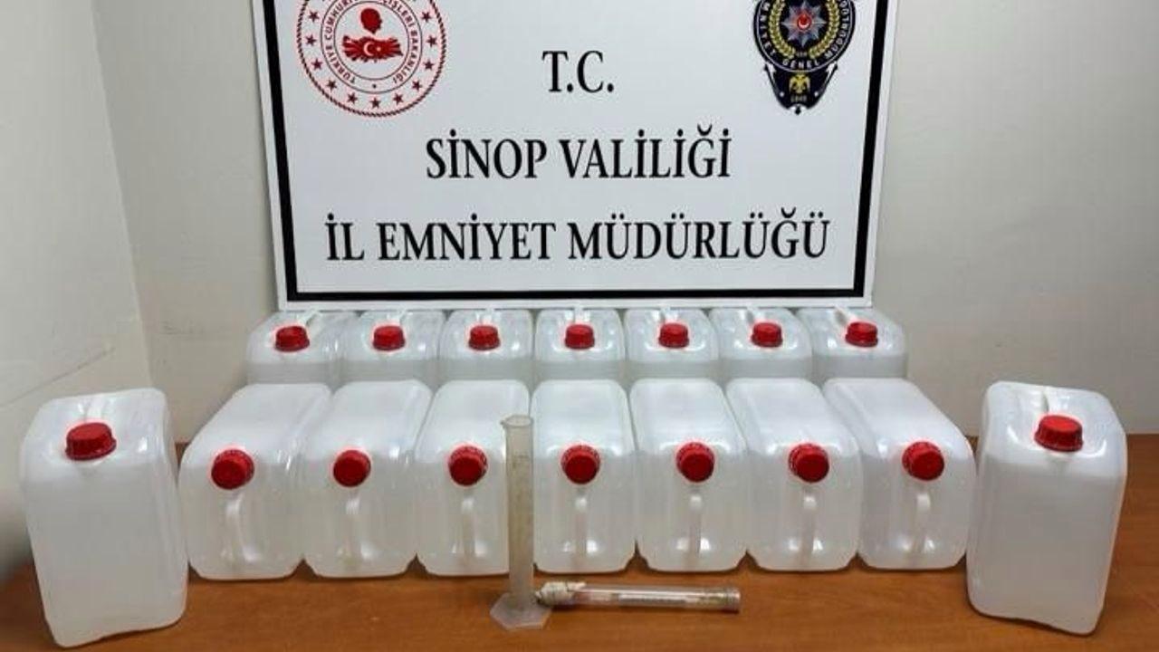 Sinop’ta 2025 yılında 2 bin 400 litre sahte alkol ele geçirildi