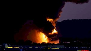 ABD'de kargo uçağı düştü, 340 km hızla binalara çarptı: 7 ölü, 11 yaralı