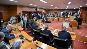 Bayrampaşa’da yeni yönetimin ilk icraatı: Seçilmiş başkanı takipten çıkardılar!