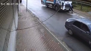 Belediye işçisinin hayatını kaybettiği korkunç kaza kamerada