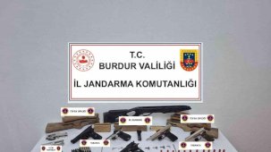 Burdur’da silah ve tarihi eser kaçakçılığı operasyonu