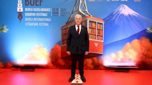 Bursa’da Edebiyat şöleni başladı