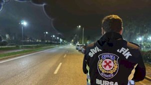 Bursa’da sivil trafik ekiplerinden gece denetimi