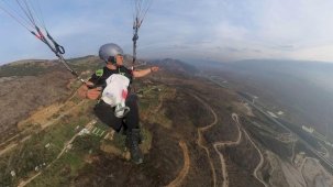 Bursa'da yanan ormanlar için gökyüzünden paraşütle tohum yağdı