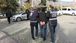 Evinde ölü bulunmuştu: Cinayeti 8 ay sonra DNA örneği aydınlattı