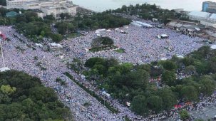 Filipinler’de 650 binden fazla kişi, yolsuzluk iddialarının ardından sokaklara döküldü