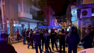 İzmir’de silahlı saldırı: 1 ölü, 3 yaralı