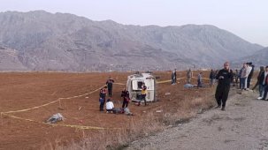 Kahramanmaraş’ta işçileri taşıyan minibüs takla attı: 2 ölü, 7 yaralı