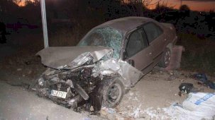 Konya’da traktör ile otomobil çarpıştı: 2 yaralı