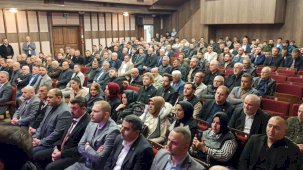 MHP Genel Sekreteri Büyükataman, İnegöl'de STK temsilcileri ve muhtarlarla buluştu