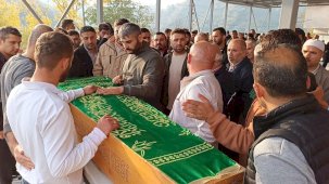 Ordu’da göçük altında kalan iş makinesi operatörü toprağa verildi