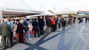 Osmangazi Kitap Fuarı 8’inci gününde de doldu taştı