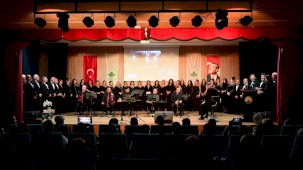 Osmangazi’de Ulu Önder sevdiği türkülerle anıldı