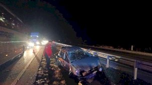 Otostopla bindiği araç mezarı oldu: 1 ölü, 2 yaralı