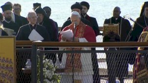 Papa ve Rum Ortodoks Patrik'i bin sene sonra beraber ayin yaptı