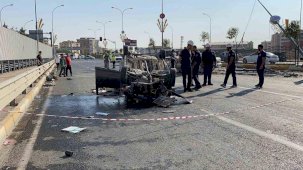 Refüjü aşan otomobil araçların arasına daldı: 3’ü ağır 5 yaralı