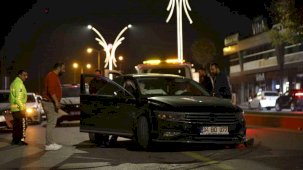 Sakarya’da hareketli dakikalar: Uyuşturucu taşıdığından şüphelenilen araç, kilometrelerce kovalandı