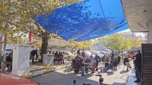 Sındırgı’da peş peşe depremler