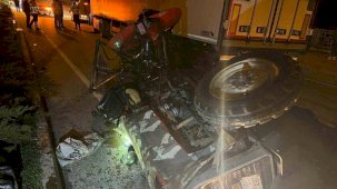 Tır ile traktörün çarpıştığı kazada karı koca hayatını kaybetti