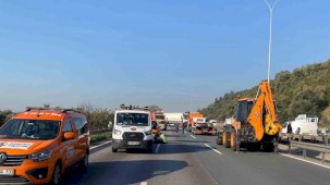 Tır kazası TEM’i kilitledi