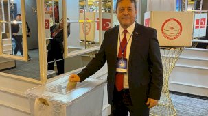 Türk Eğitim Sen Bursa 1 No’lu Şubesi'nde Ömer Işıkoğlu güven tazeledi