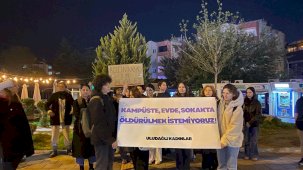 Uludağ Üniversitesi öğrencilerinden Yasemin Bulut için protesto