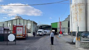 Yağ fabrikasında patlama: 10 yaralı