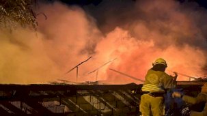 Yangın bir evi küle çevirdi