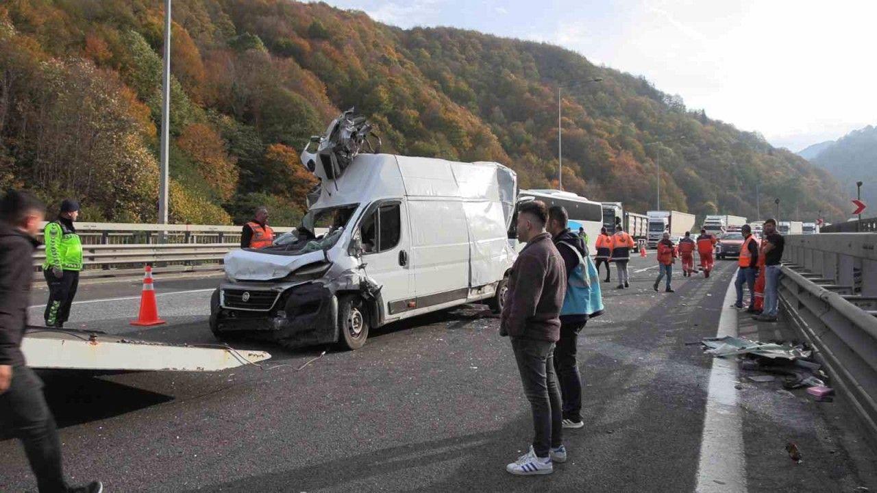 TEM'in Bolu geçişinde zincirleme kaza: 1 yaralı
