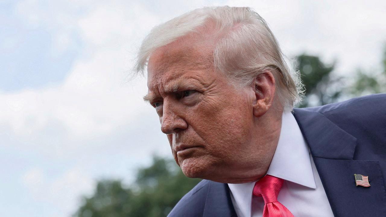 Trump, Suudi Arabistan'a F-35 satacaklarını açıkladı