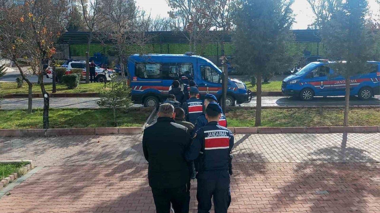 Aksaray merkezli 5 ilde dolandırıcılık operasyonu