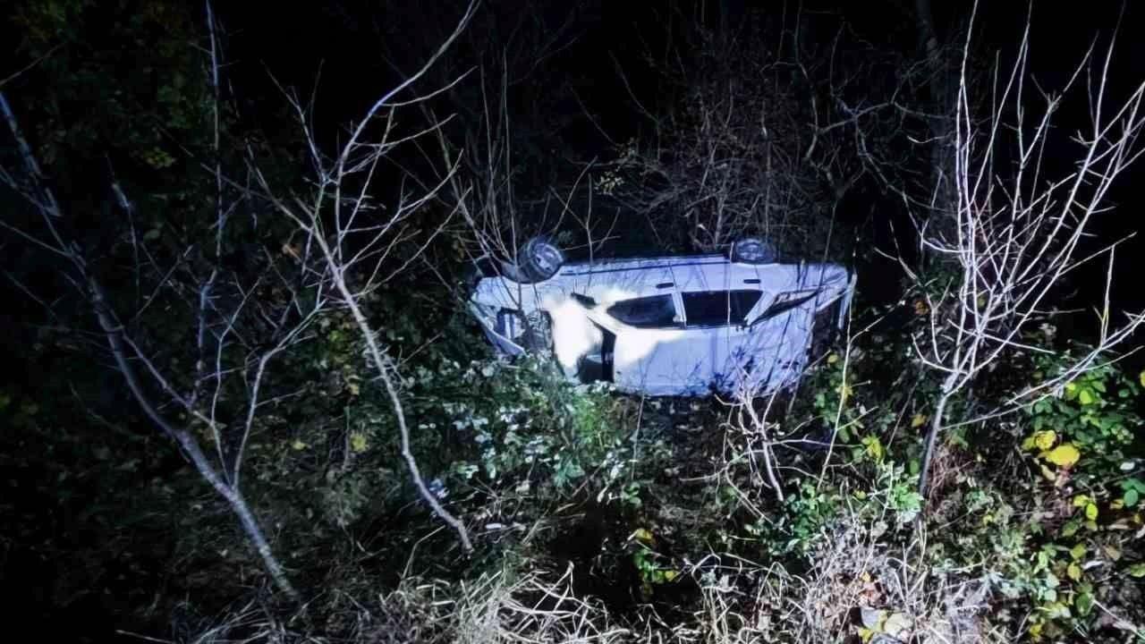 Artvin’de otomobil uçuruma yuvarlandı: 4 yaralı