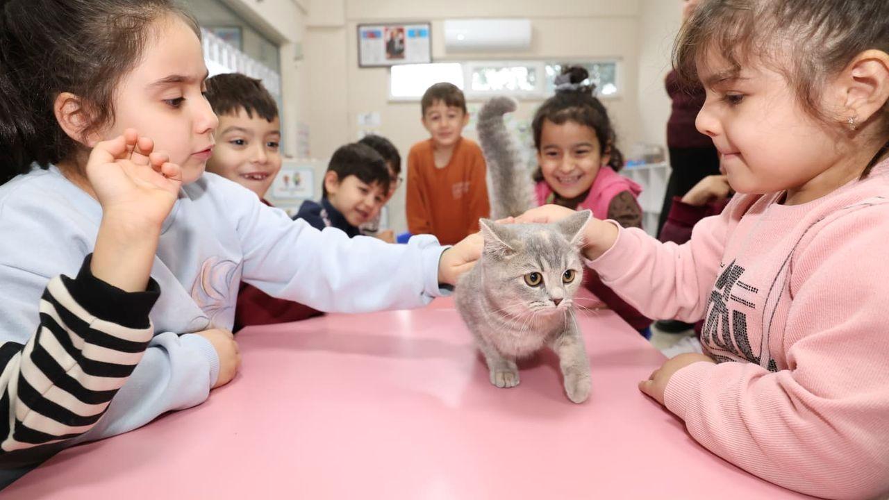 Başkan Erkan Aydın Mesleğini Çocuklara Tanıttı