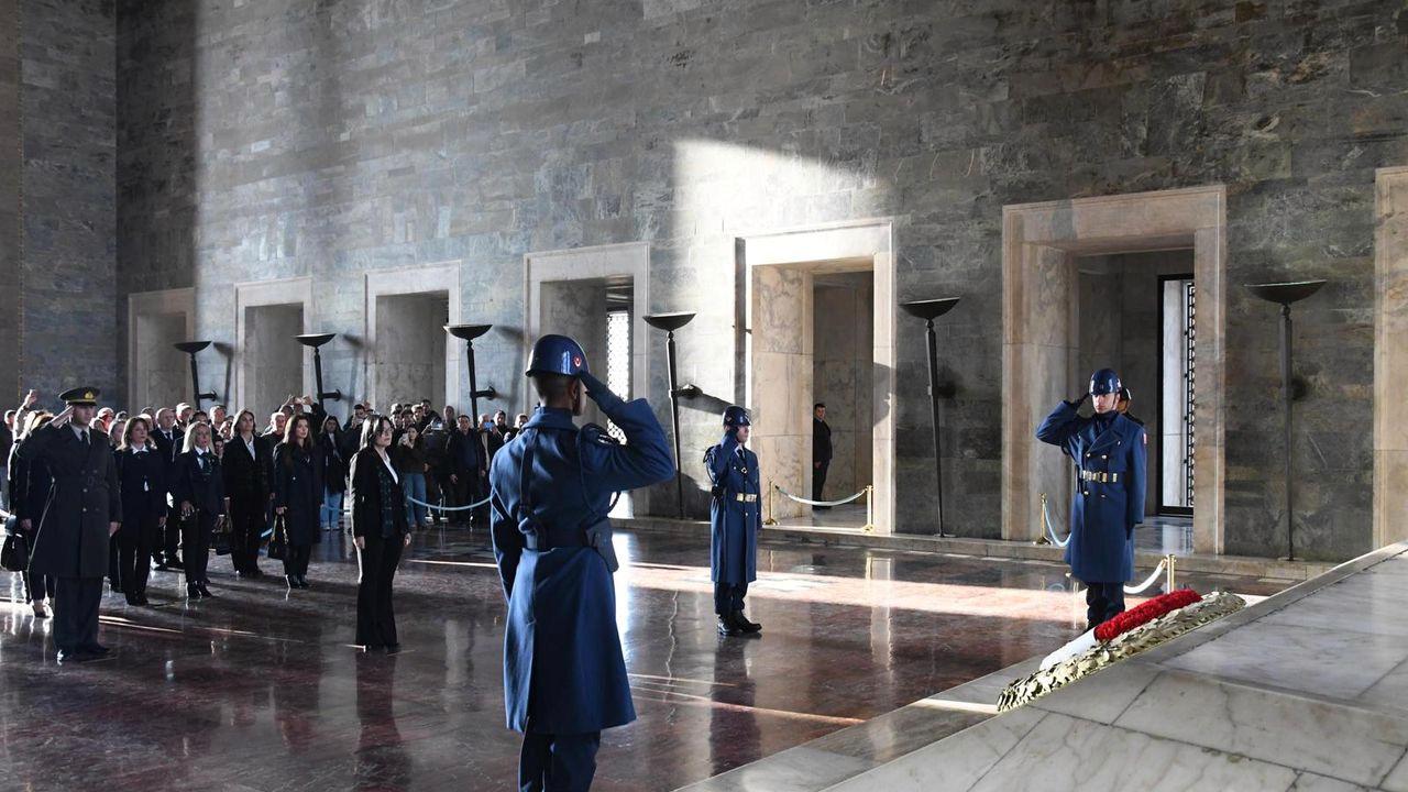 Bursa BUSADER'den Anıtkabir ziyareti