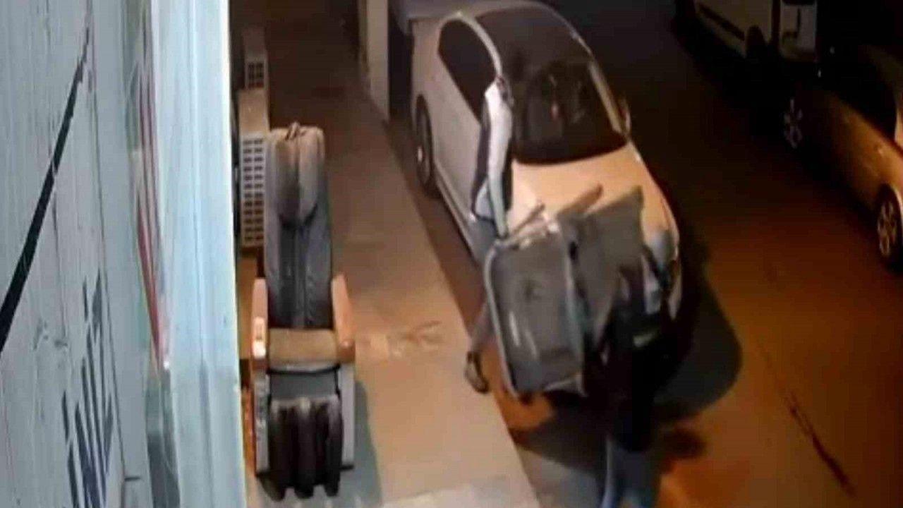 İşyeri önündeki koşu bandı çalındı