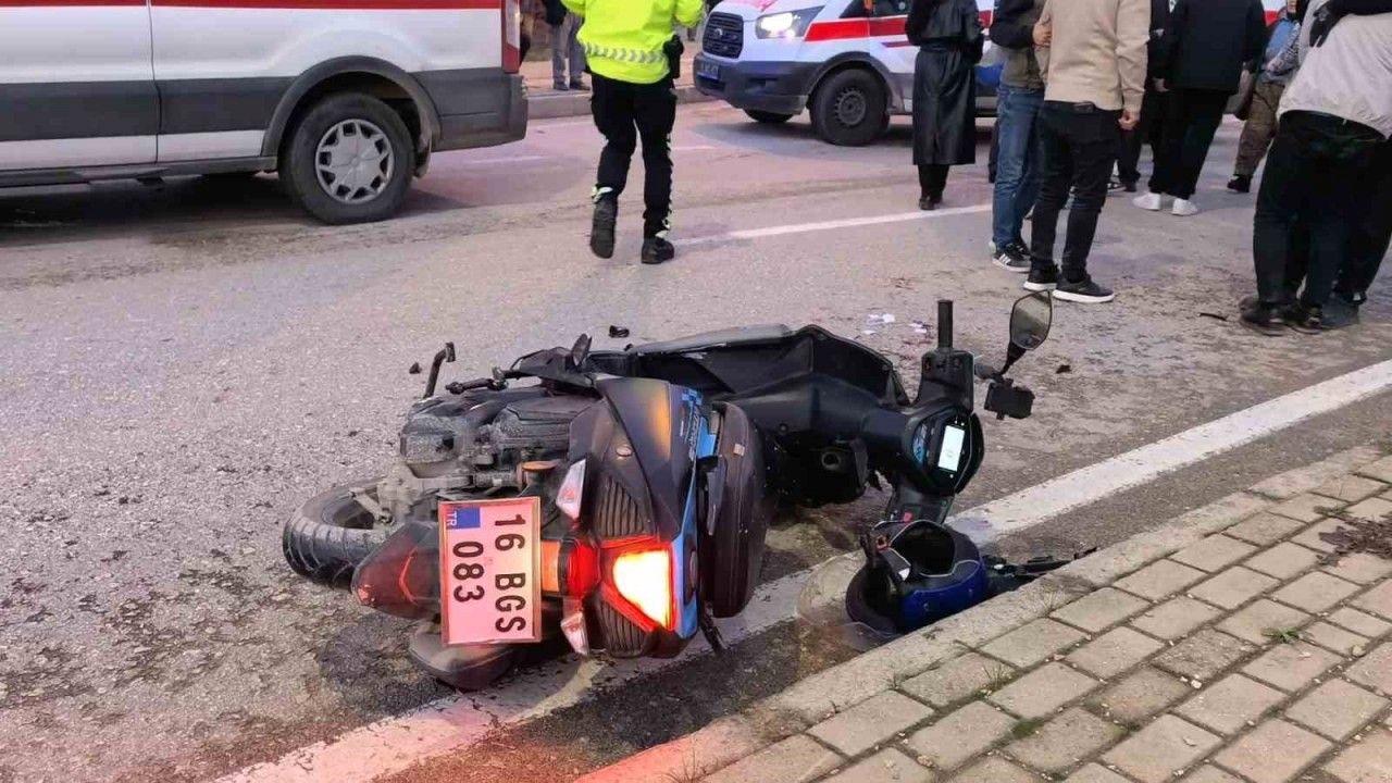 Motosiklet kadına çarptı: 2 yaralı