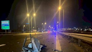 Ankara’da bir otomobil tırın altına girdi: 2 ölü 1 ağır yaralı