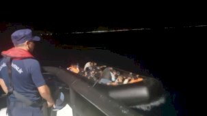 Ayvalık’ta 23 göçmen sahil güvenlik ekiplerinden kaçamadı